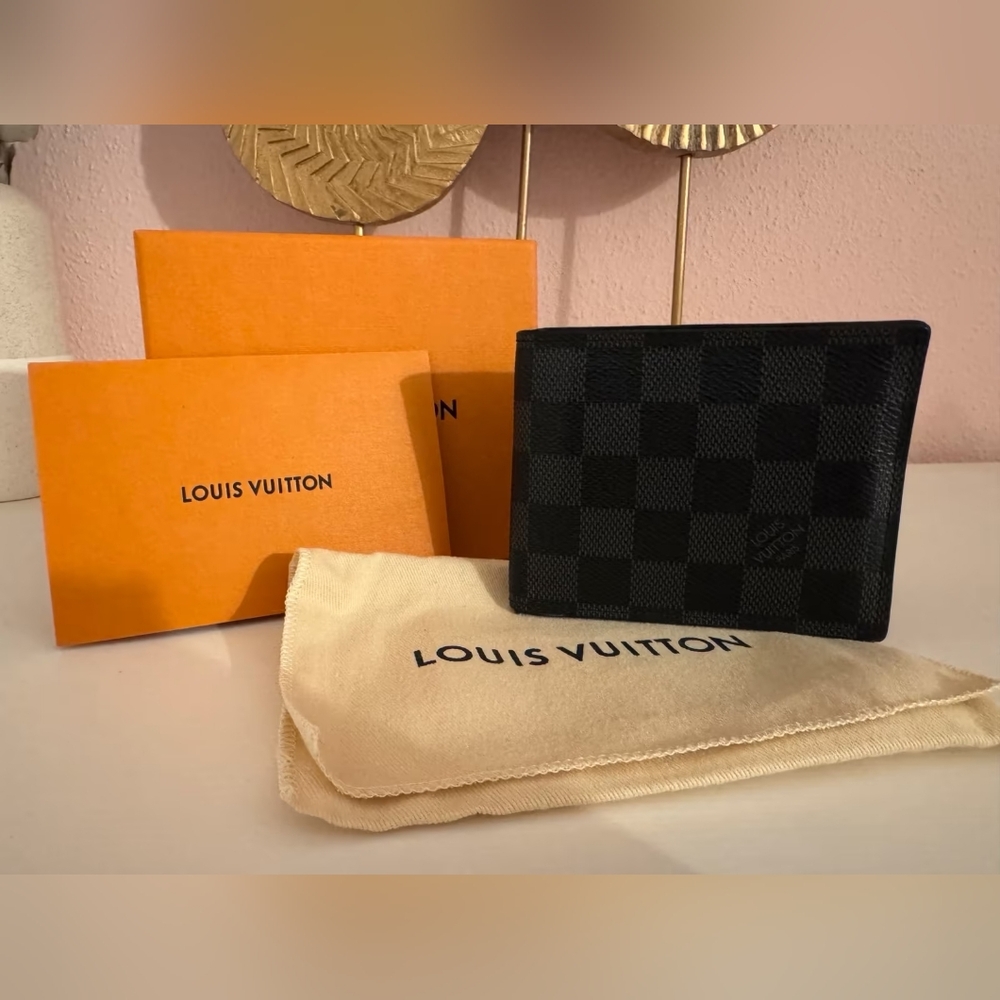 Louis Vuitton Black Amerigo Wallet